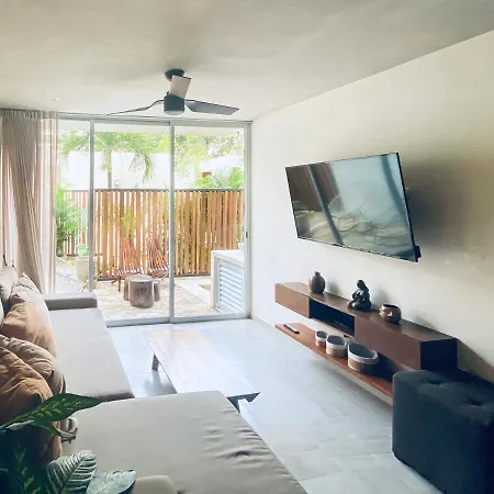 2-bedroom W Private Pool La Veleta,