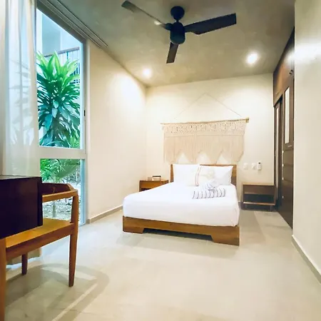 2-bedroom W Private Pool La Veleta,