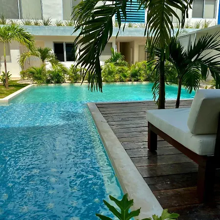 Apartahotel Rosa Azul