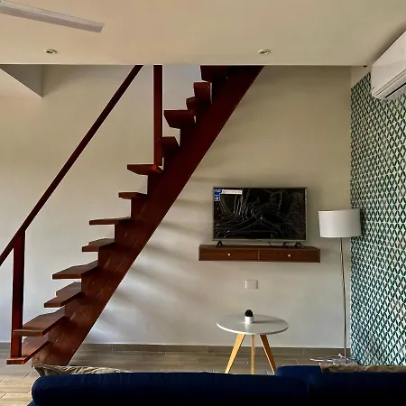 Rosa Azul Apartahotel 4*