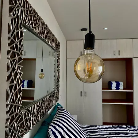 Apartahotel Rosa Azul