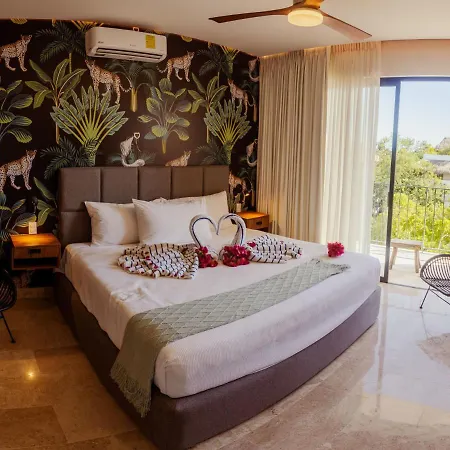 2br With Fast Wifi Free Bikes, Rooftop, Pool, And Gym