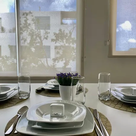 Rosa Azul Apartahotel 4*