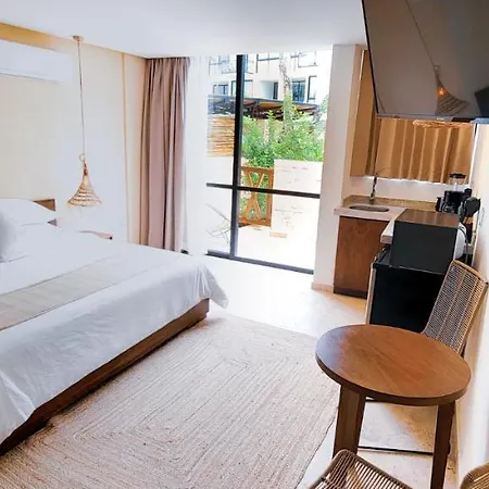 The Waves By Experience Hotel Tulum
