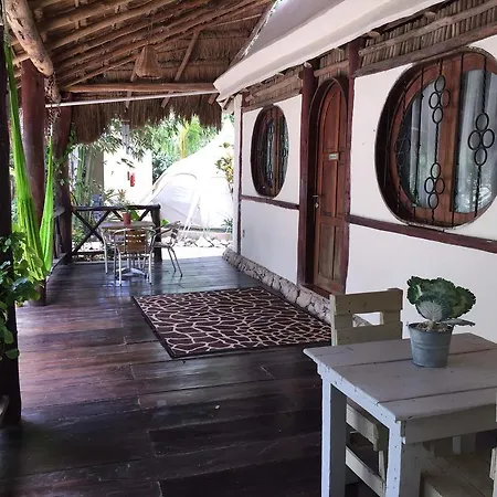 Harmony Glamping Boutique And Yoga 2*