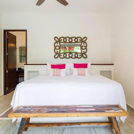 Villa Luxury Private 3bed Villa, Garden, Pool,security Tulum