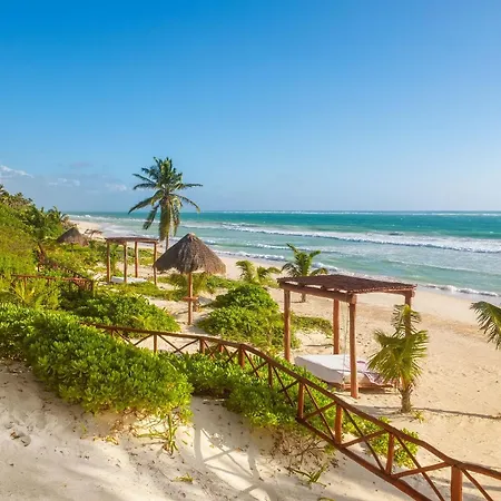 Beachfront Playaaekun