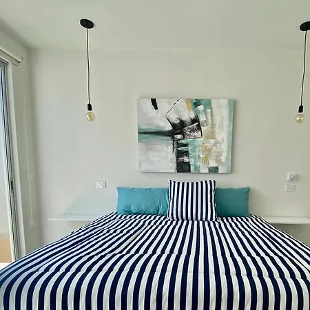 Apartahotel Rosa Azul