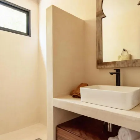 Apartment Luxurious In Luum Zama With Private Backyard & Pool, Restaurant, & Patio For Yoga
