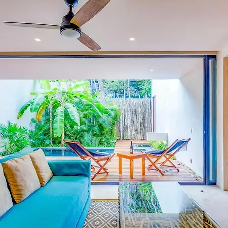 Gorgeous Flowy Space With Wrap-around Private Pool Apartment Tulum