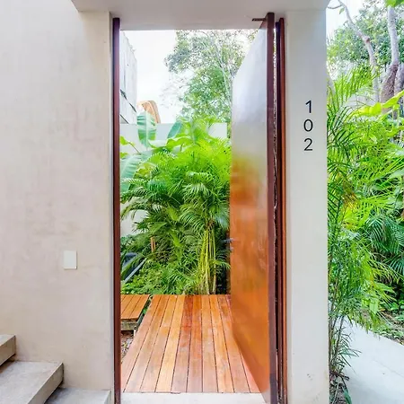 Gorgeous Flowy Space With Wrap-around Private Pool