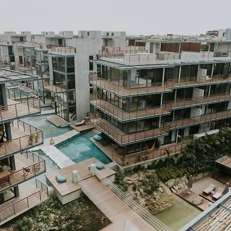 Cenote + Swim-up + Luxury Apartamento