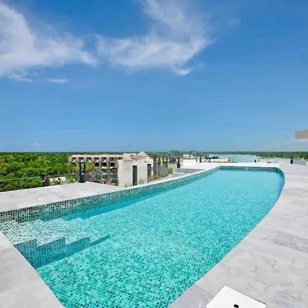 Jungle Luxury Studio, Gym And Beach Mistiq Garden Apartment *