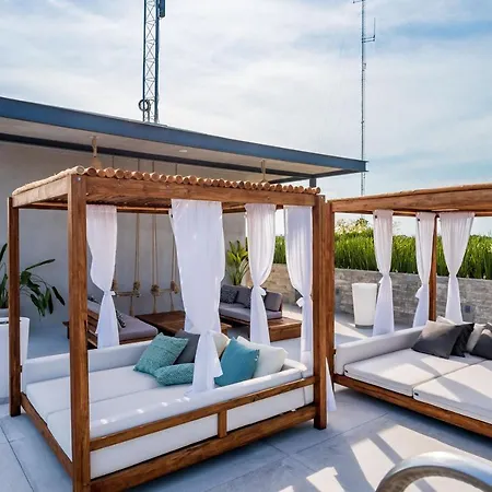 Incredible 1br Swim Up With Private Cenote And Big Gym Apartment