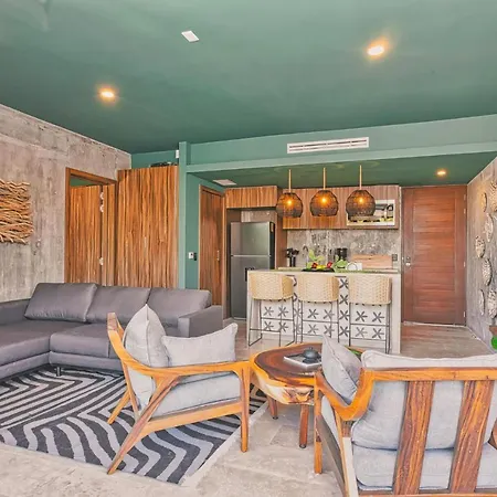 Luxury - Private Cenote & Gym