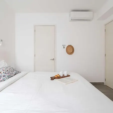 Quinto Sol Apartment