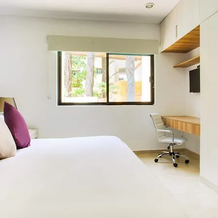 Stylish 2b With Direct Pool Access In Aldea Zama *