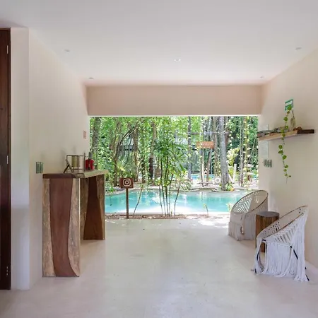 Boho 1bdr Plunge Pool Gym 100 Mbps Wifi Holiday home