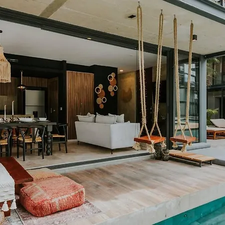 Cenote + Swim-up + Luxury *