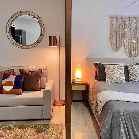 Menesse By Andiani Travel Apartment