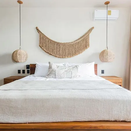 Bongo Stays Upscale Penthouse Private Pool Apartment