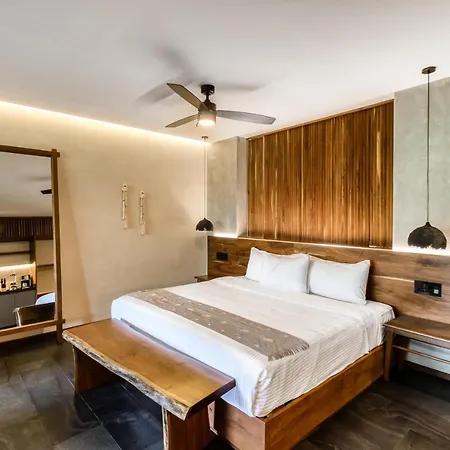 Hotel Miraluna B223 At Luum Zama *