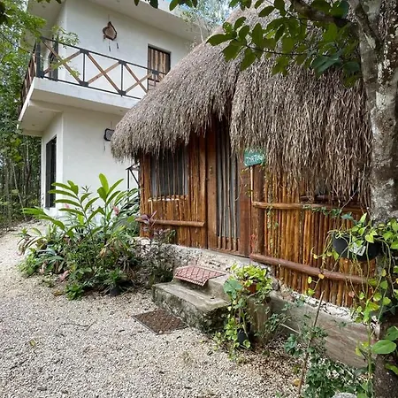 Aldea Yuyu Bed & Breakfast