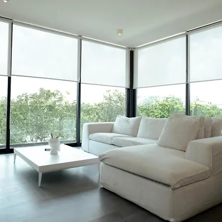 Impeccable Penthouse With Private Rooftop Pool! Apartment *