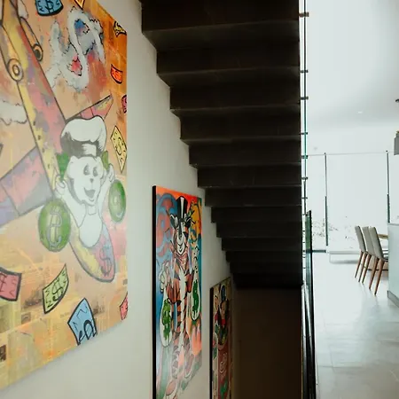 Impeccable Penthouse With Private Rooftop Pool!