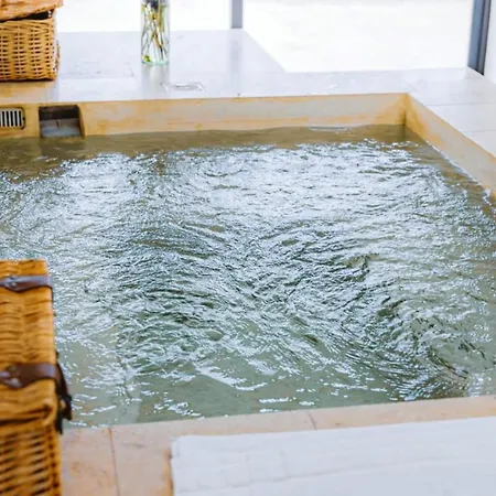 The Waves By Experience Hotel