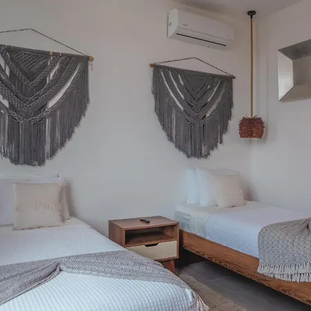 Luxury Penthouse 3br With Private Pool & Rooftop La Veleta *