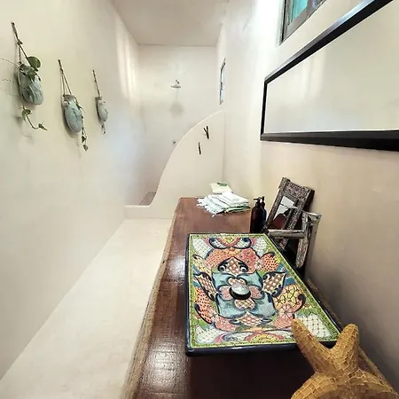 The Secret Garden Apartment *