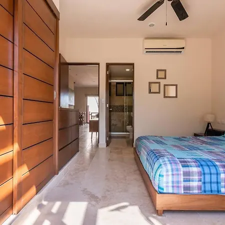 Casa Cactus! Private Jacuzzi And Rooftop +gym+business Center+ Wifi!