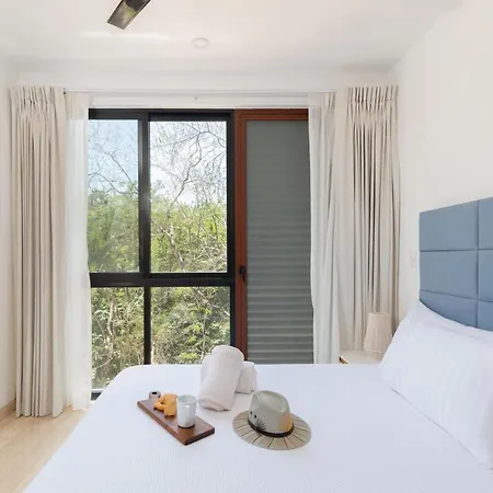 Apartment 2br With Rooftop Pool Near Restaurants *