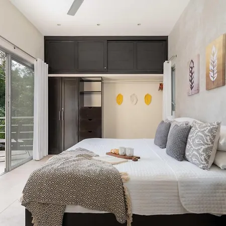 Private Modern Villa-pool Beds-ac-internet-parking-grill * Tulum
