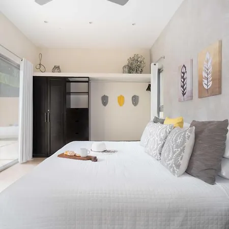 Private Modern Villa-pool Beds-ac-internet-parking-grill * Tulum