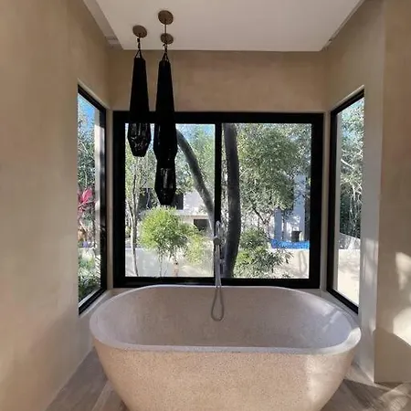 Luxury Kuotoch 5 Bb, Pool, Bbq & Firepit Villa