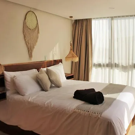 The Waves 307 Classy Ph With Private Pool Apartment