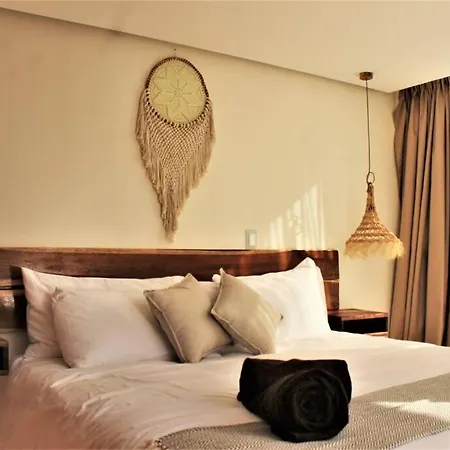 Apartment The Waves 307 Classy Ph With Private Pool
