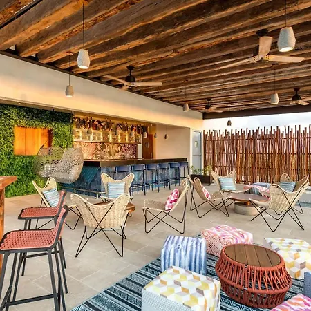 Aloft 4* Tulum
