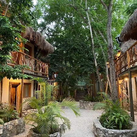 Indajani Hotel&hostel With Pool Tulum