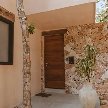Chukumchic Private*villa*pool*yard*bbq*wi-fi *