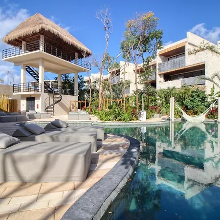 Adora 406 At Av Kukulkan Tulum