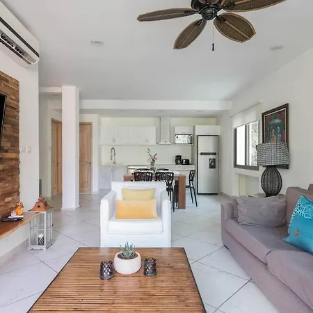 Cozy 2br In With Pool Near The Beach Apartment *