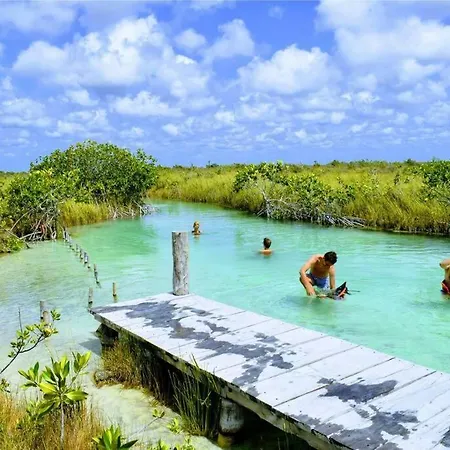 Cozy 2br In With Pool Near The Beach *