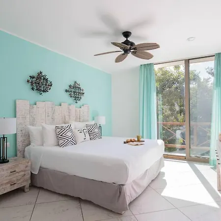 Cozy 2br In With Pool Near The Beach *