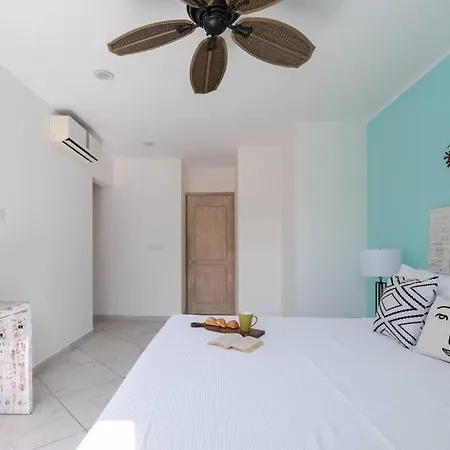 Cozy 2br In With Pool Near The Beach Apartment *