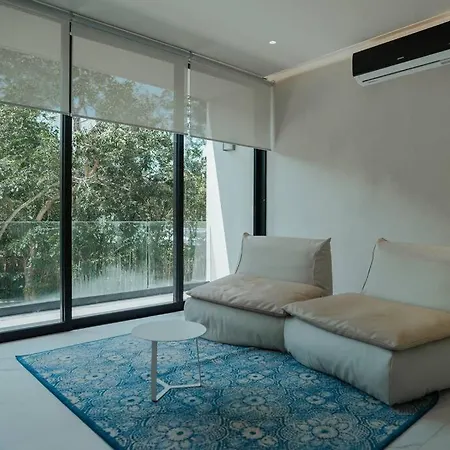 Holiday home 8 Bed Luxury W/ Private Pool, And Sauna!