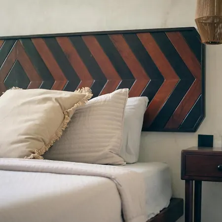 Ceres Boutique Villa
