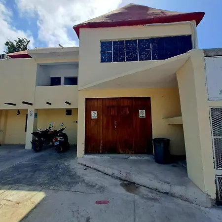 Casa Caamal Pensión *